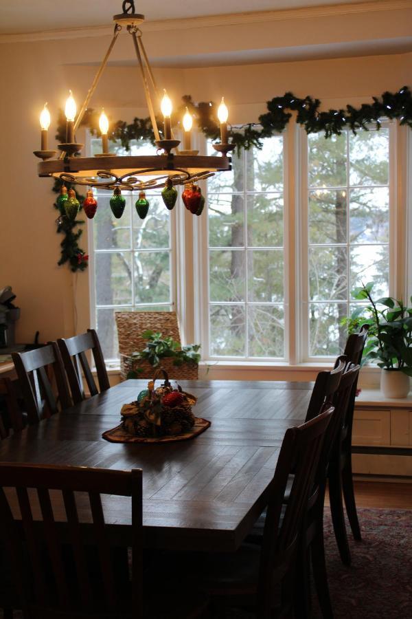 The Hillside B&B. Home W/ Breakfast Service! Уисконсин Делс Екстериор снимка