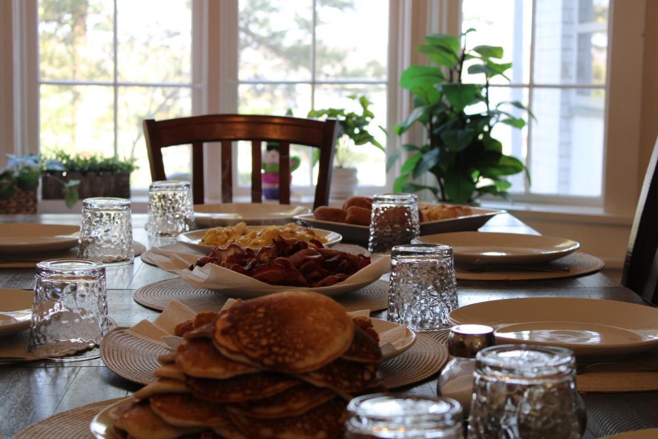 The Hillside B&B. Home W/ Breakfast Service! Уисконсин Делс Екстериор снимка